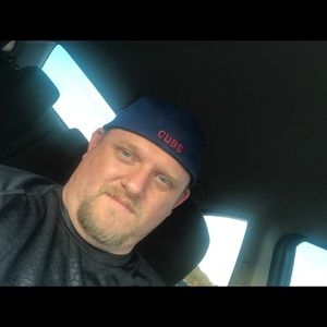 Meet your Posher, Travis